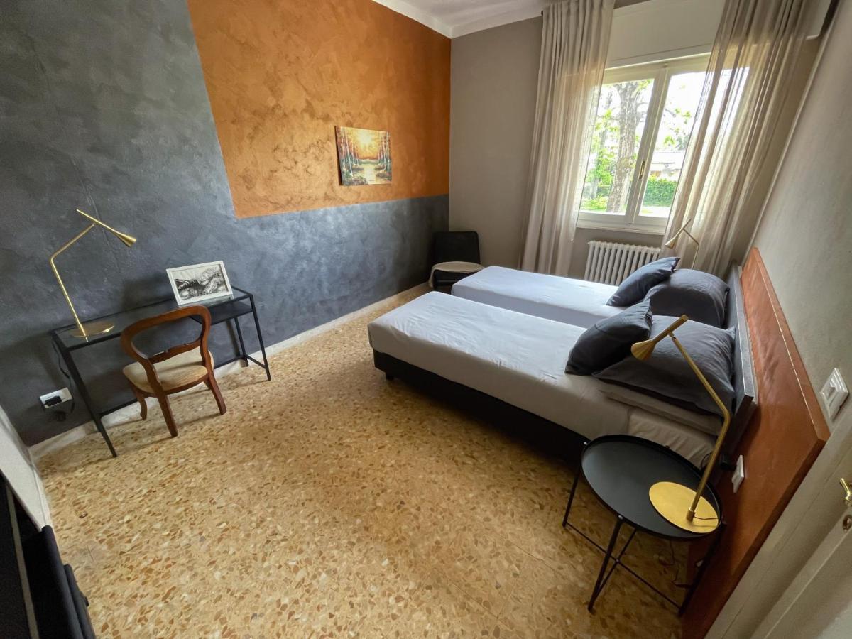 Appartamento In Villa A Tirrenia, Eleganza E Comfort A Pochi Passi Dal Mare Pisa Ngoại thất bức ảnh